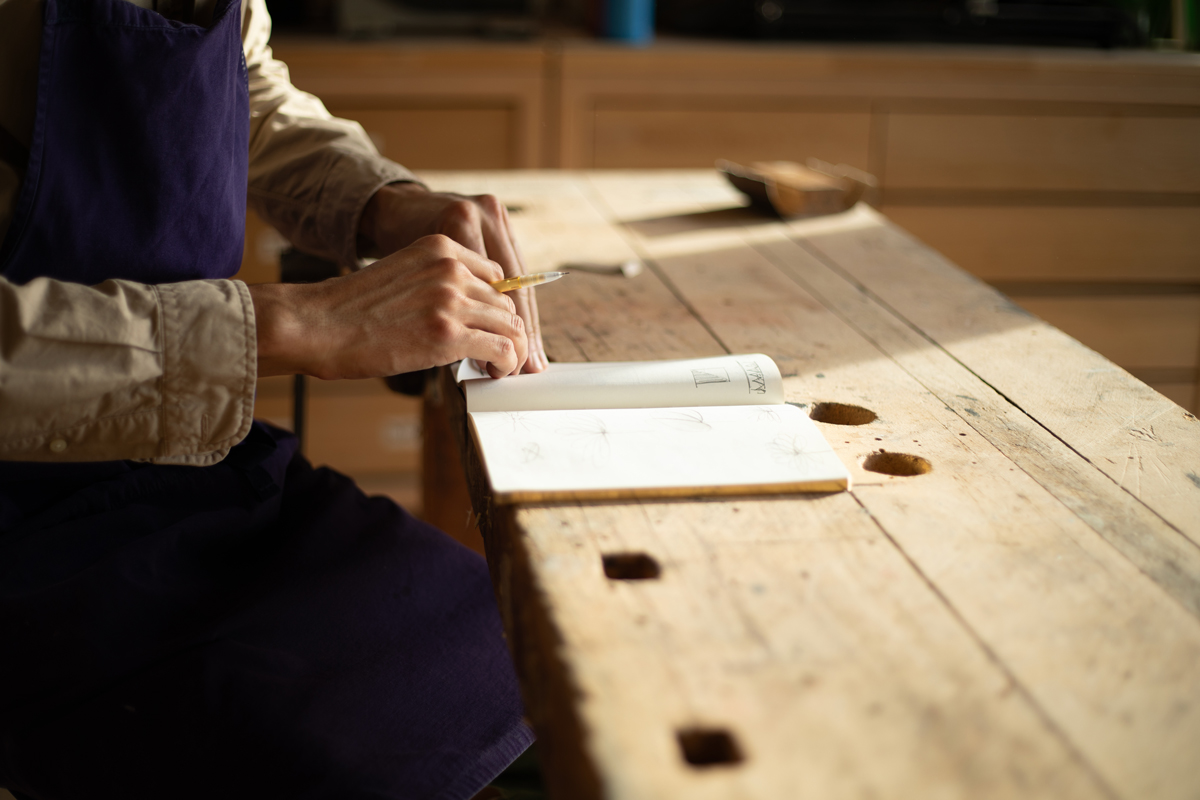 Ludovic Avenel, ébéniste designer, coception, fabrication et installation de cuisines bois haut-de-gamme sur mesure